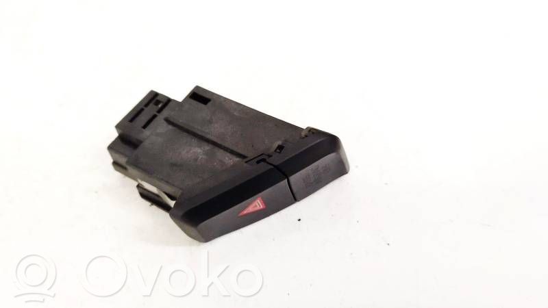 Comutator lumini pericol   8K2941509A,039082525,039082525,8K2941509A