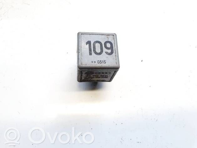 Volkswagen Polo IV 9N3 Altri relè