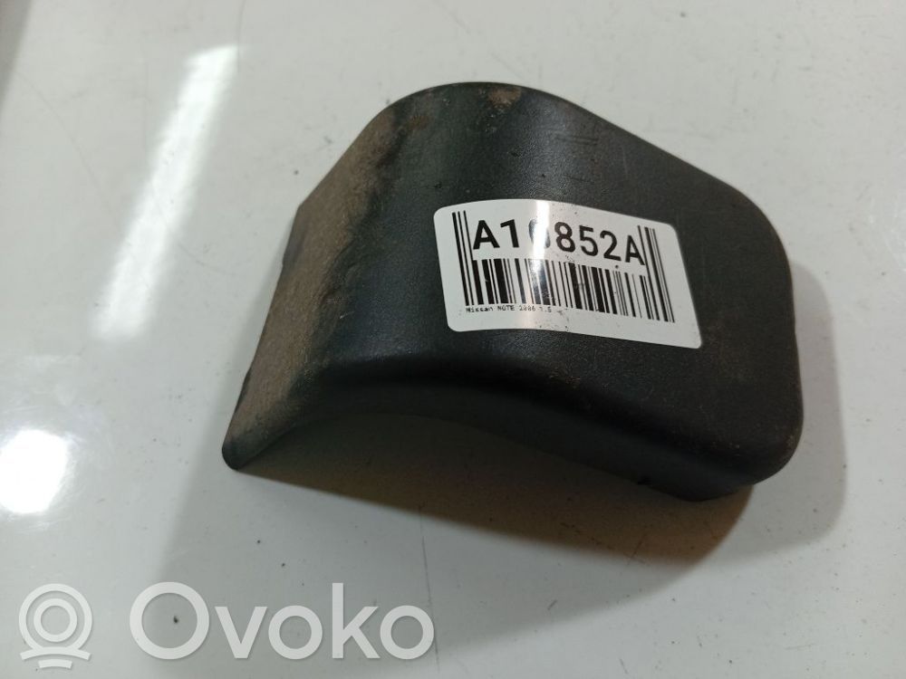 Nissan Note (E11) Otros repuestos del interior 