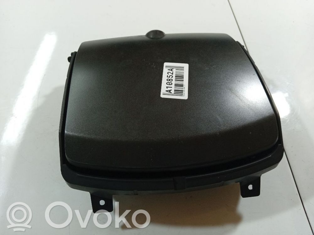 Nissan Note (E11) Schowek deski rozdzielczej 