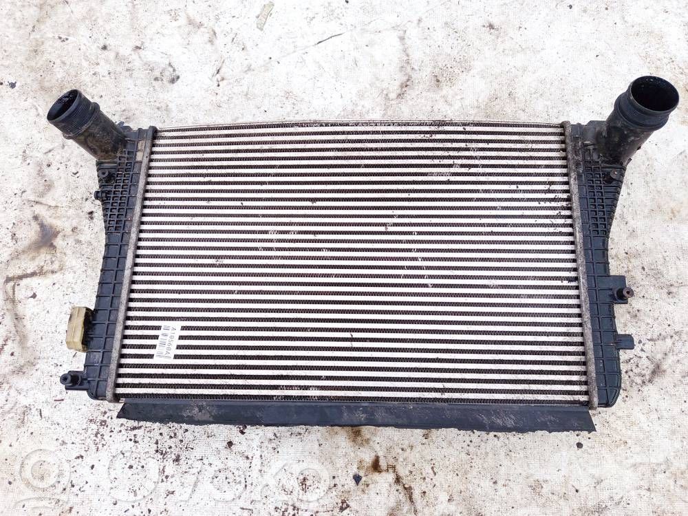 Volkswagen PASSAT B7 Radiatore intercooler 