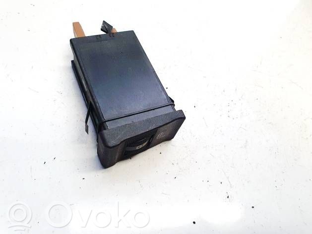 Audi 100 S4 C4 Schalter Sitzheizung 