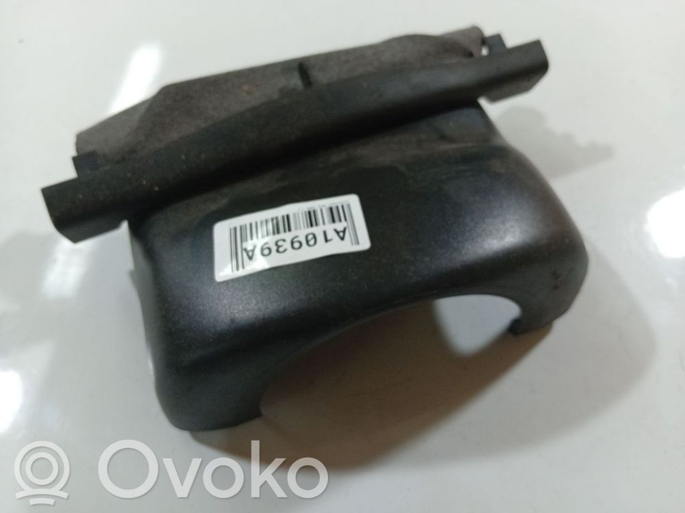 Volkswagen Polo IV 9N3 Rivestimento del piantone del volante 
