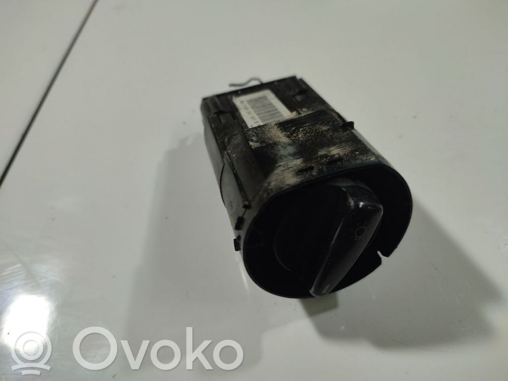 Skoda Roomster (5J) Interrupteur d’éclairage