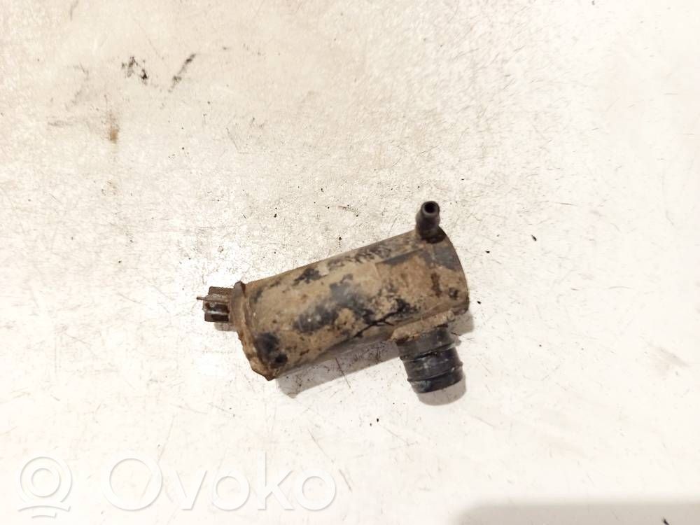Mazda 626 Windscreen/windshield washer pump 