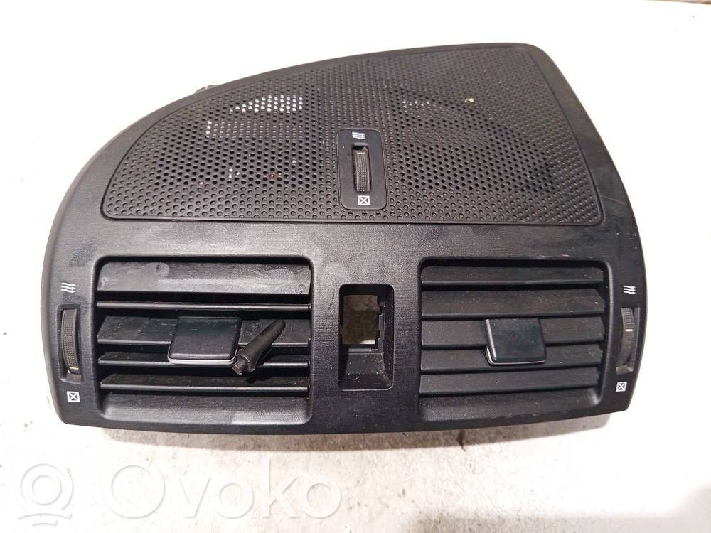 Toyota Avensis T270 Griglia di ventilazione centrale cruscotto 