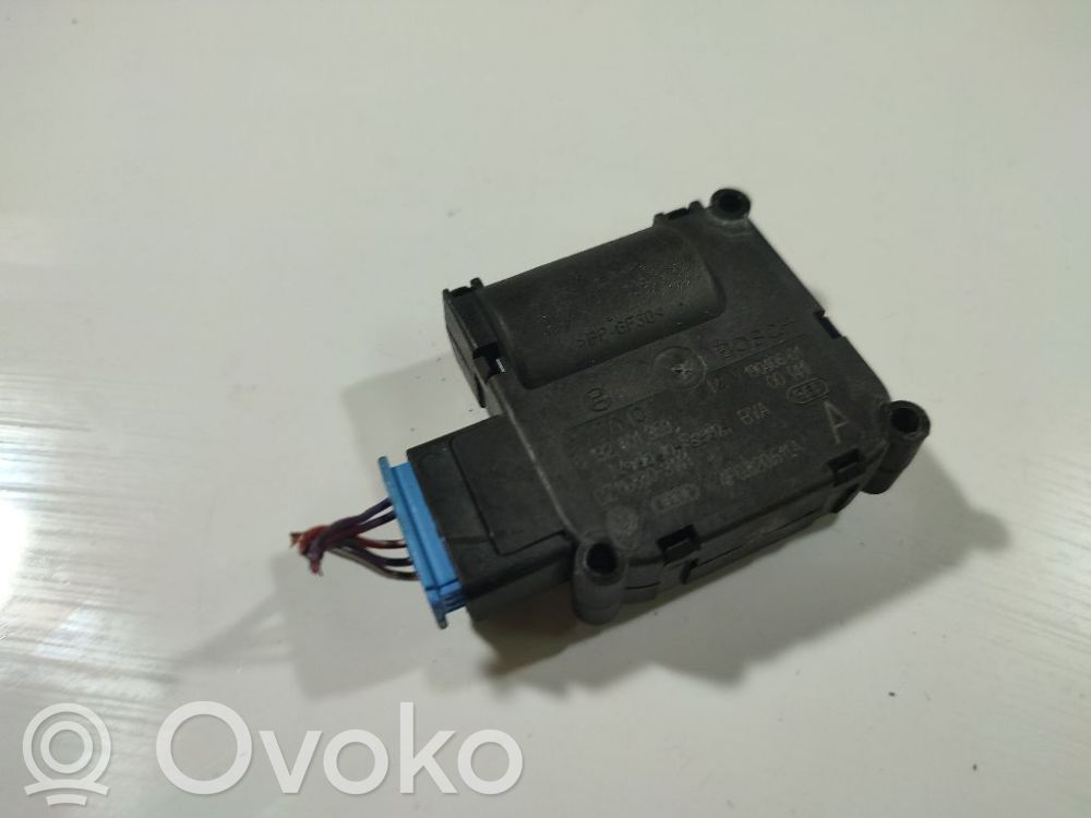 Audi A6 S6 C6 4F Motor/actuator clapetă aer 