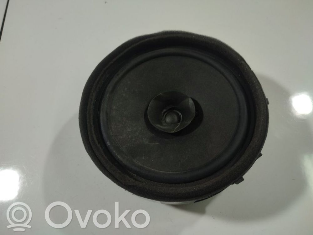 Mitsubishi Outlander Etuoven kaiutin 