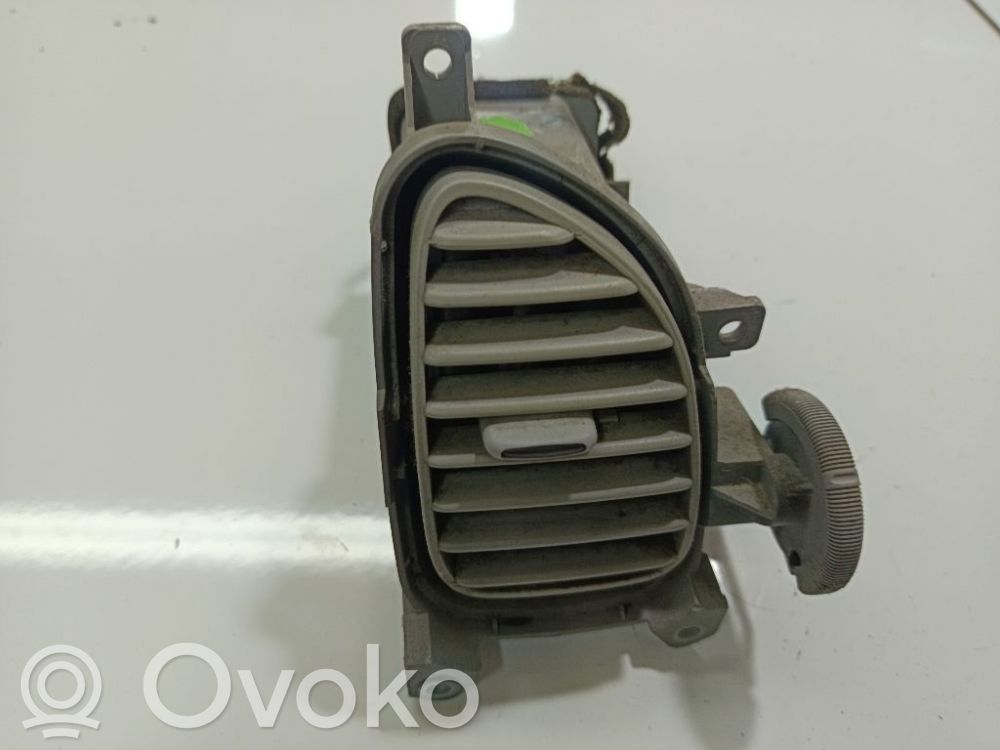 Nissan Almera Tino Dash center air vent grill 