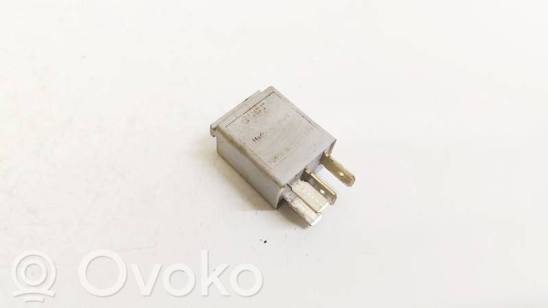 Volkswagen PASSAT B6 Altri relè