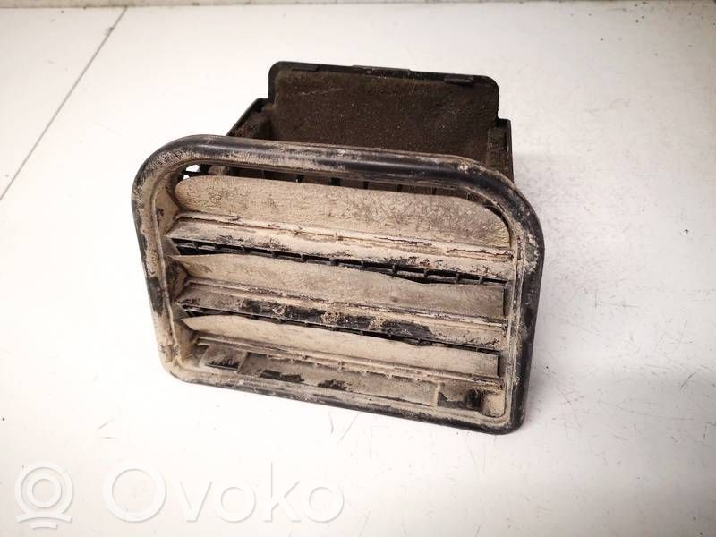 Volvo S80 Ilmanoton kanavan osa 