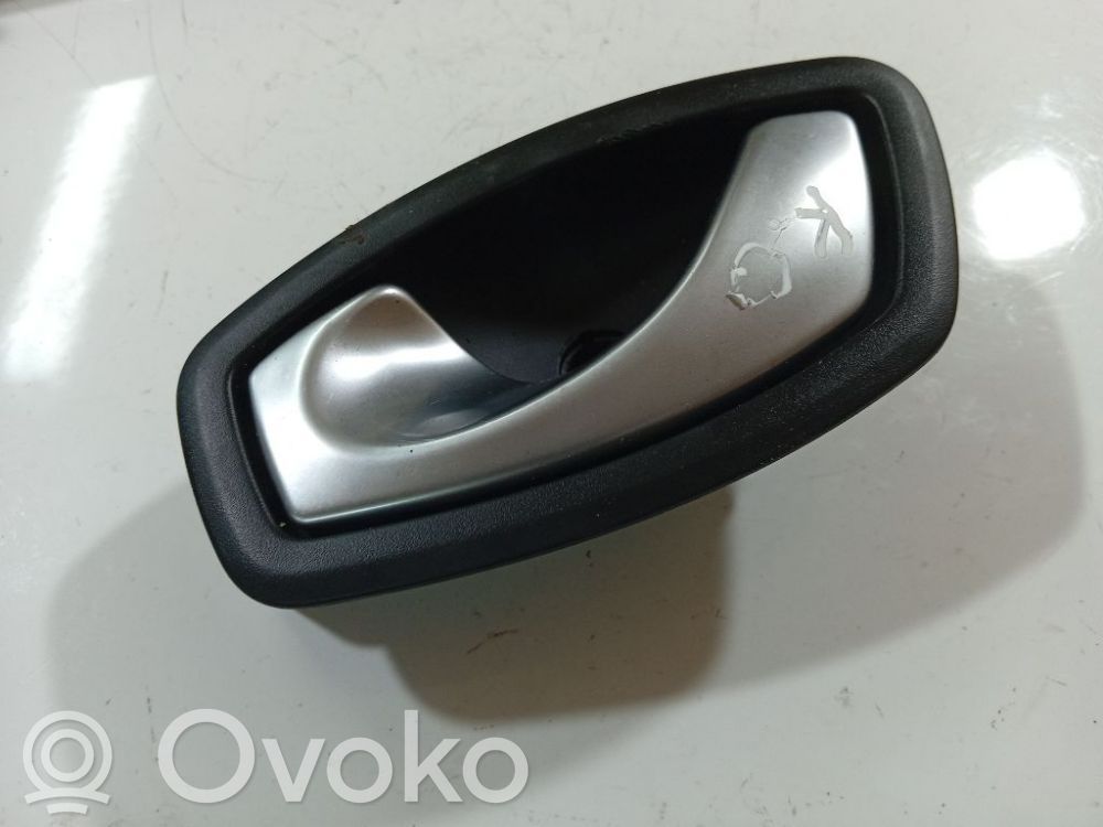 Manecilla interna puerta trasera   806700006R,806700006R,806700006R