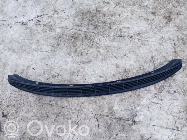 BMW 3 E90 E91 Centrālais gaisa ventilācijas režģis 