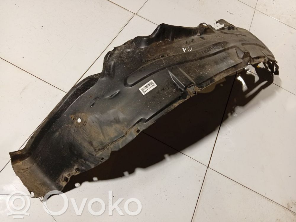 Nissan Almera Tino Rivestimento paraspruzzi passaruota anteriore 