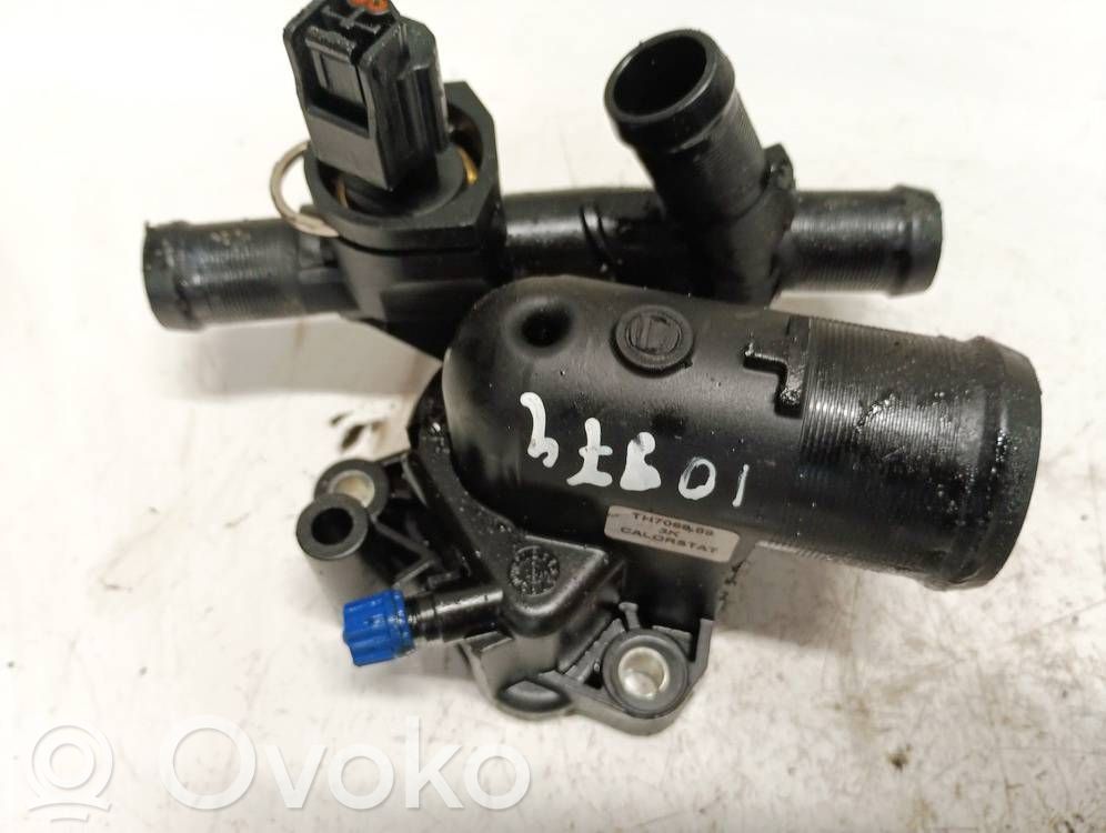 Nissan Qashqai Moottorin vesijäähdytyksen putki/letku 