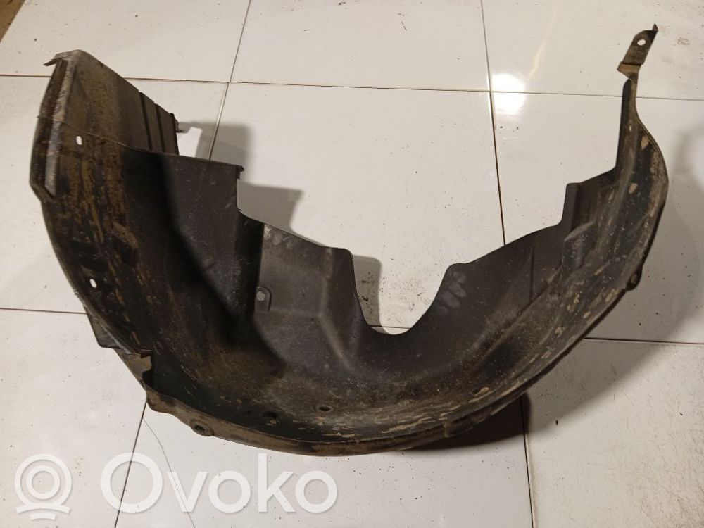 Nissan Primera Rivestimento paraspruzzi parafango posteriore 