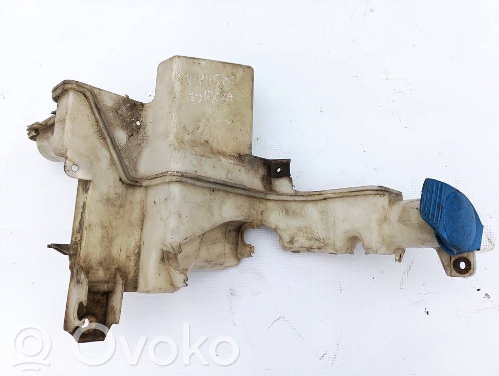Volkswagen PASSAT B6 Serbatoio/vaschetta liquido lavavetri parabrezza 