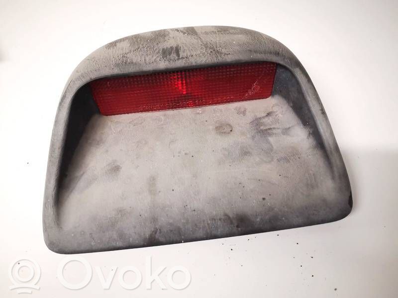 Mazda 626 Third/center stoplight 