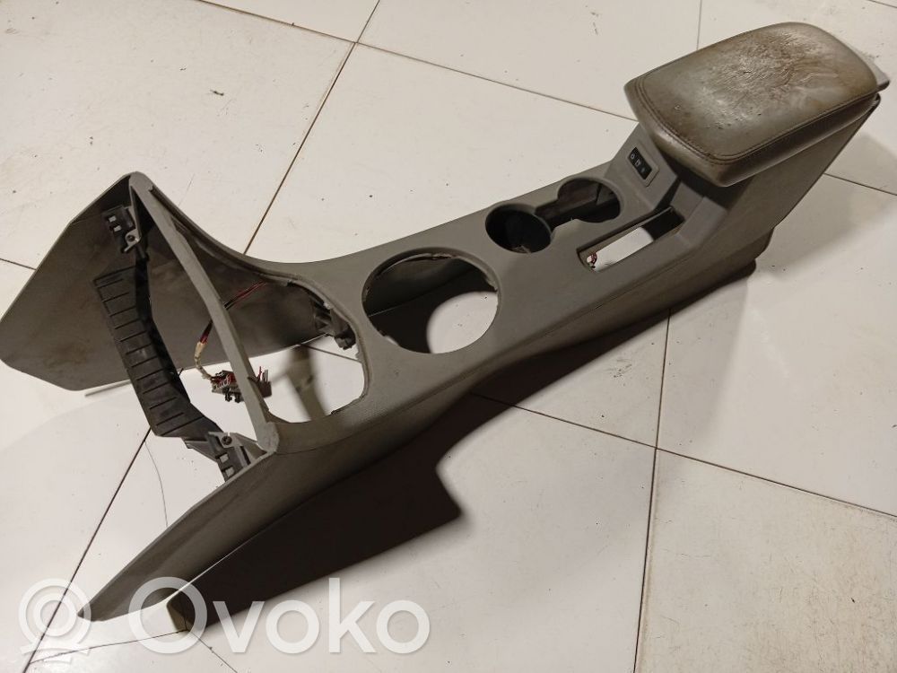 Chrysler Sebring (JS) Armrest 