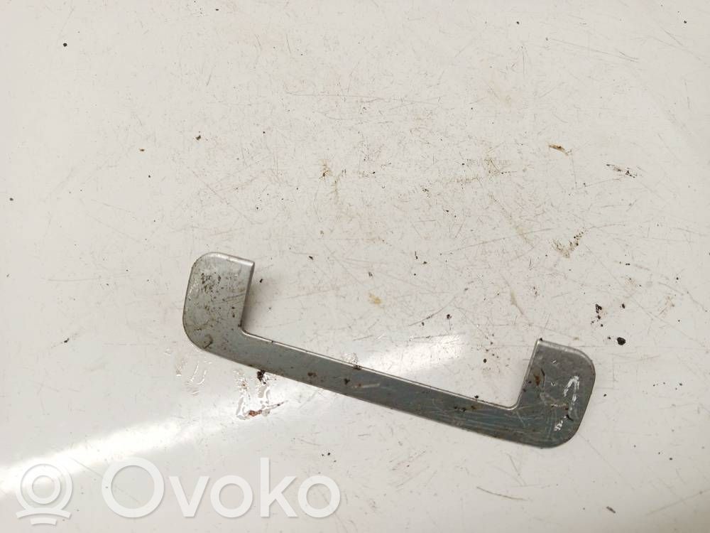 Audi A4 S4 B5 8D Lastausoven suojatulppa