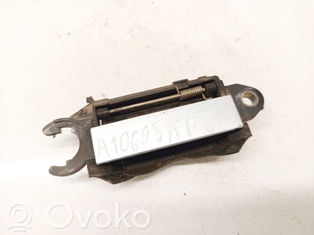 Manecilla externa puerta delantera   4A0837206,8D0837208A,4A0837206,8D0837208A