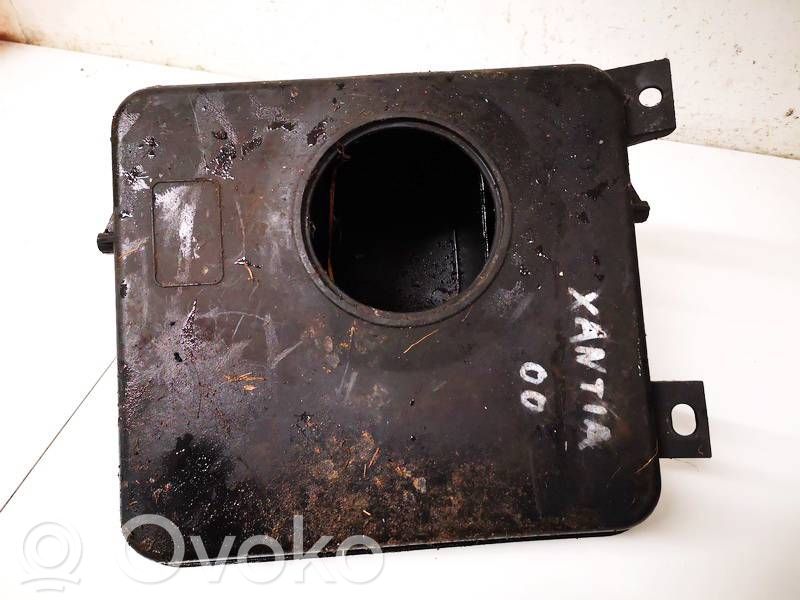 Citroen Xantia Ohjaustehostimen nestesäiliö 