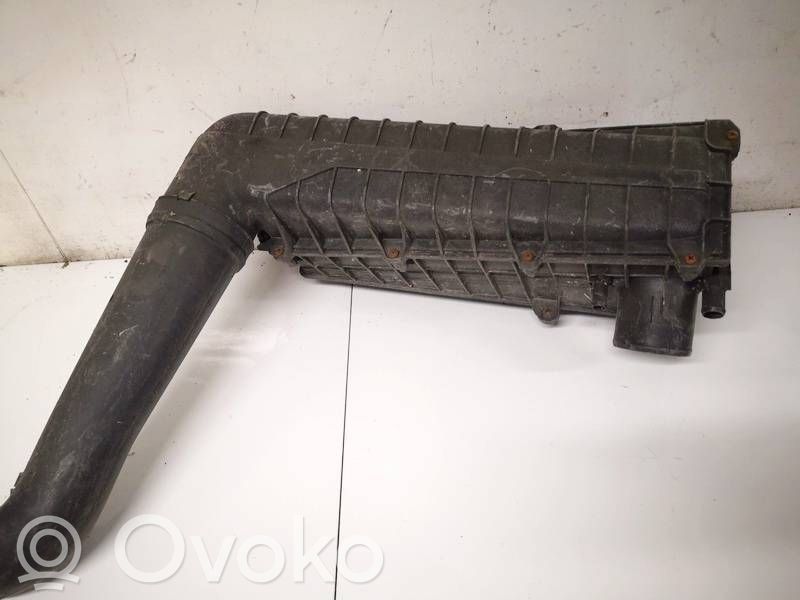 Renault Safrane Obudowa filtra powietrza 
