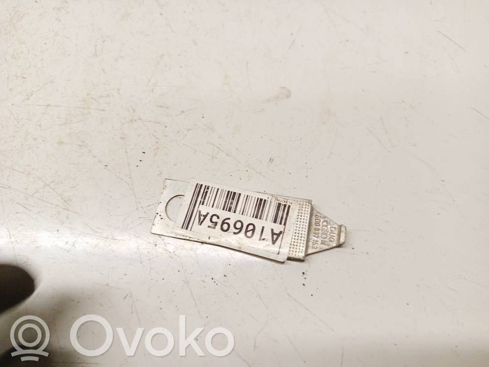 Audi A4 S4 B5 8D Altra parte esteriore 