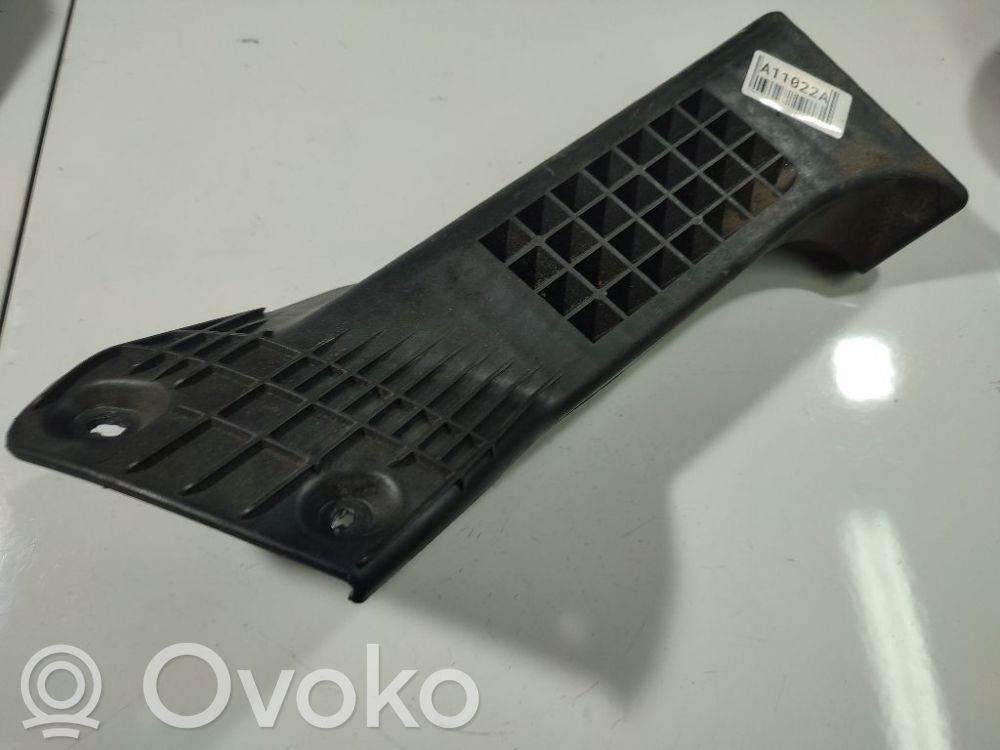 Peugeot 207 Front bumper mounting bracket
