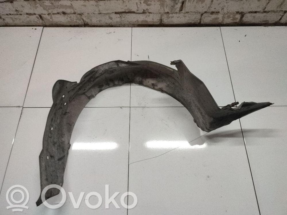 Mazda Premacy Nadkole przednie 