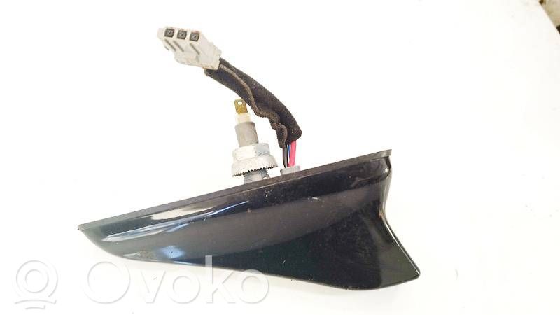 KIA Optima GPS-pystyantenni 