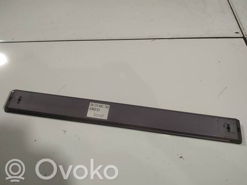 Opel Zafira B Alte piese de interior 
