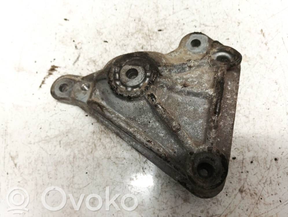 Soporte de montaje del motor (Usadas)   CAB116A082,7813A217,7813A217,CAB116A082