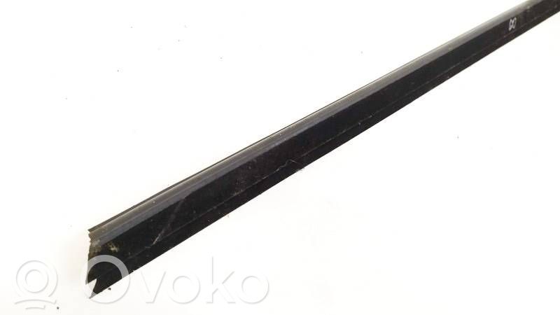 Ford Mondeo MK IV Ornament geam ușă spate