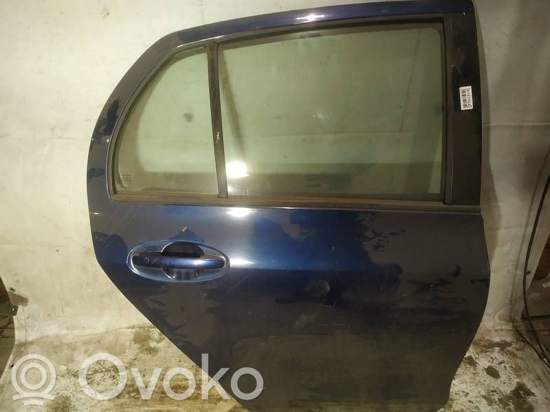 Toyota Yaris Portiera posteriore 