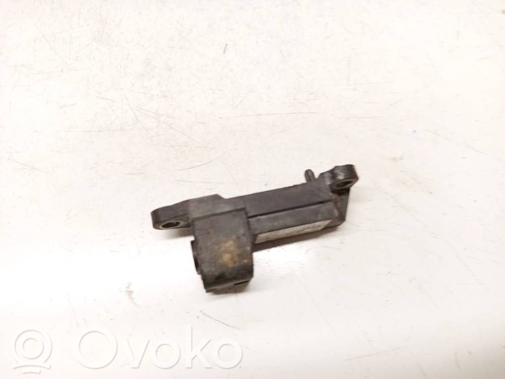 Audi A4 S4 B5 8D Senzor impact/declanșare airbag 
