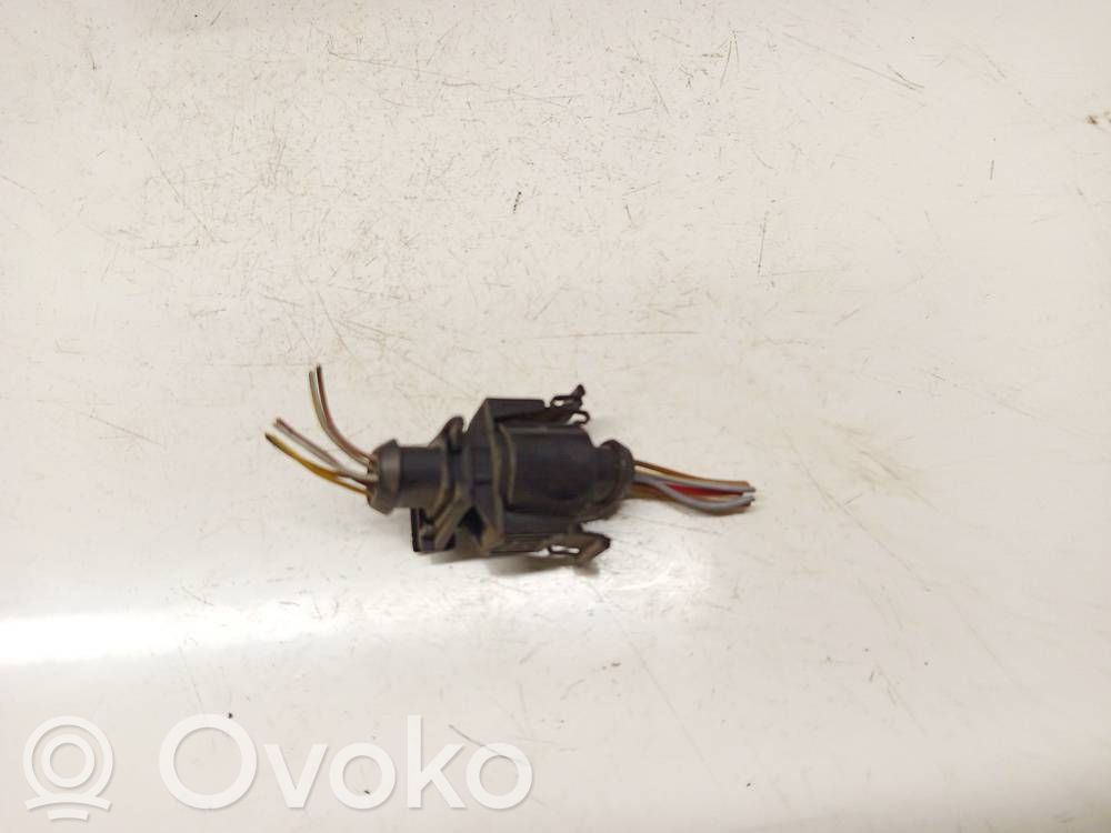 Audi A4 S4 B5 8D Sensor 