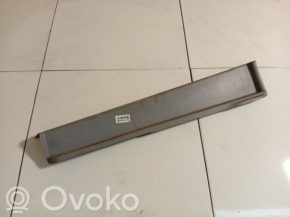 Toyota Previa (XR30, XR40) II Listwa progowa tylna