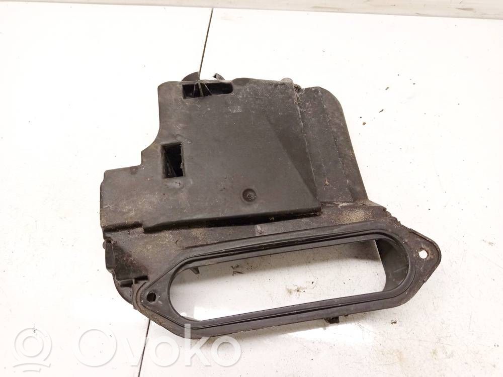 Audi A4 S4 B5 8D Coperchio scatola dei fusibili 