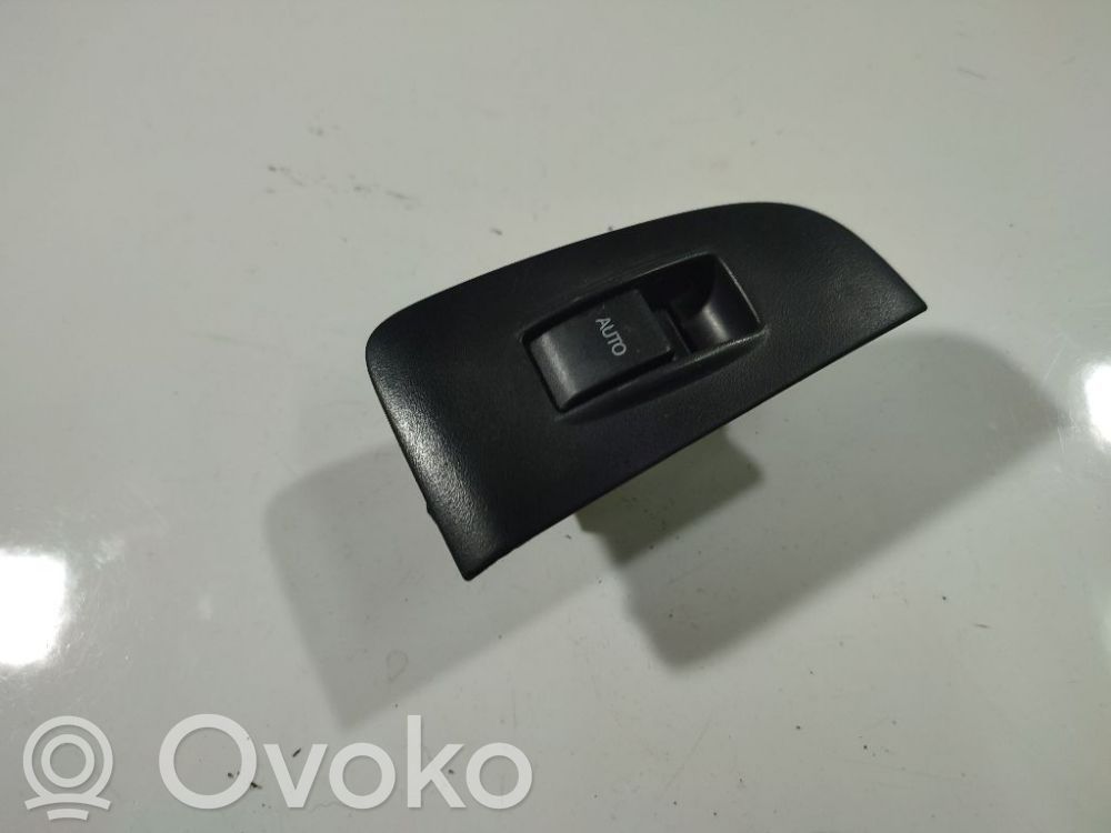 Toyota Avensis T250 Botón interruptor de bloqueo de puertas 