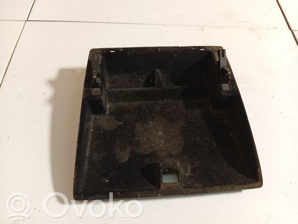 Guantera   7M3857919B,124816,54552,73B1099,7M3857919B