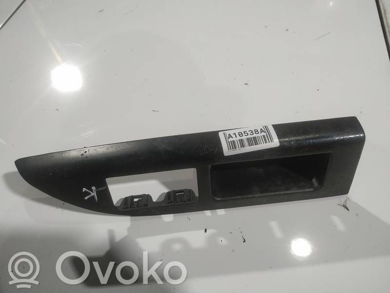 Ford Mondeo Mk III Ramă comutator geam ușă față 