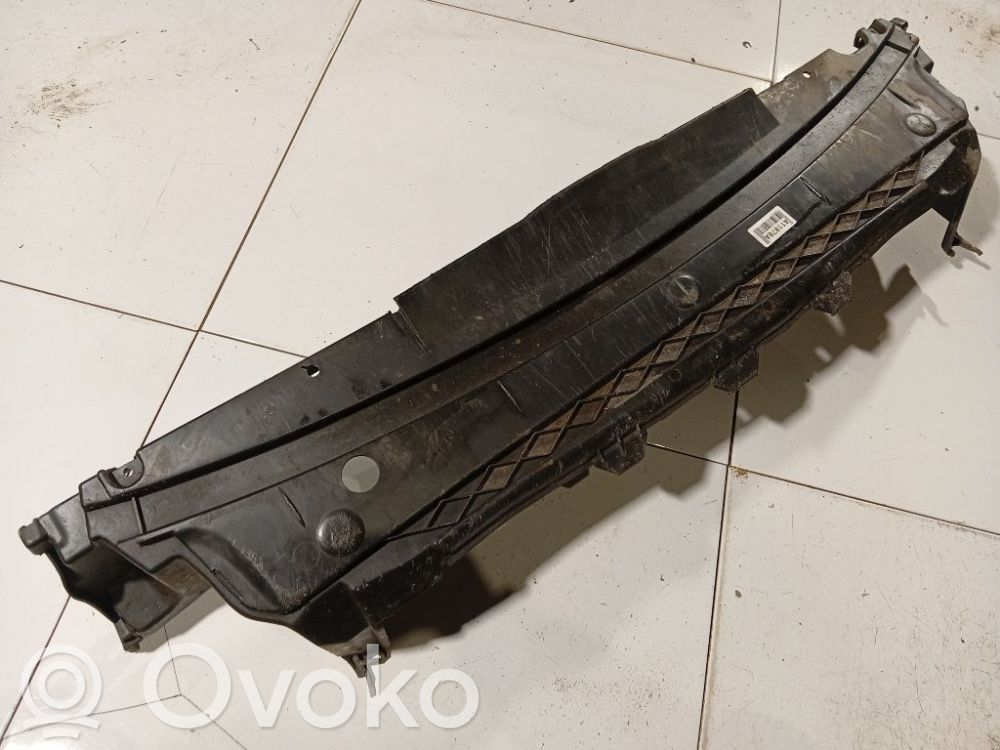 Volvo S60 Takapuskurin koristemuotolista 