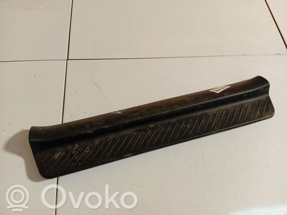 Mazda 3 I Capac prag față 
