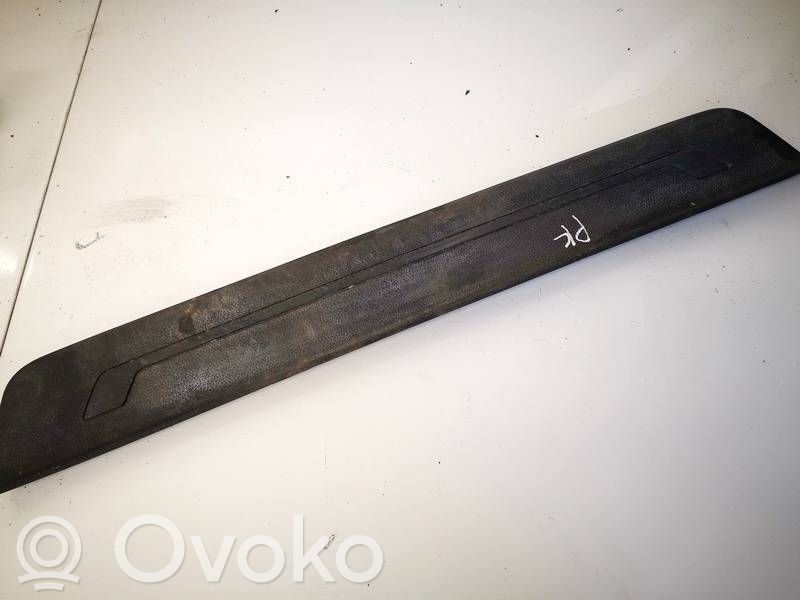 KIA Optima Etuoven kynnyksen suojalista 
