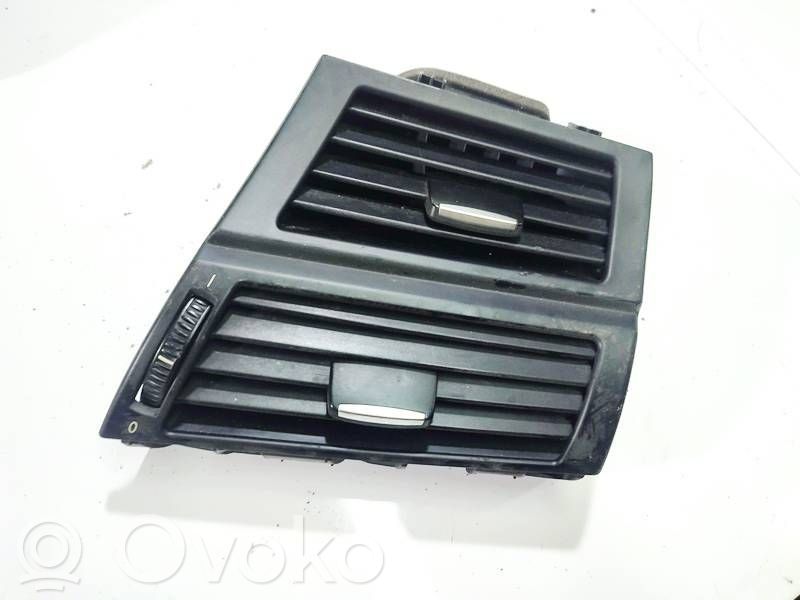BMW X5 E70 Rejilla de ventilación central del panel 