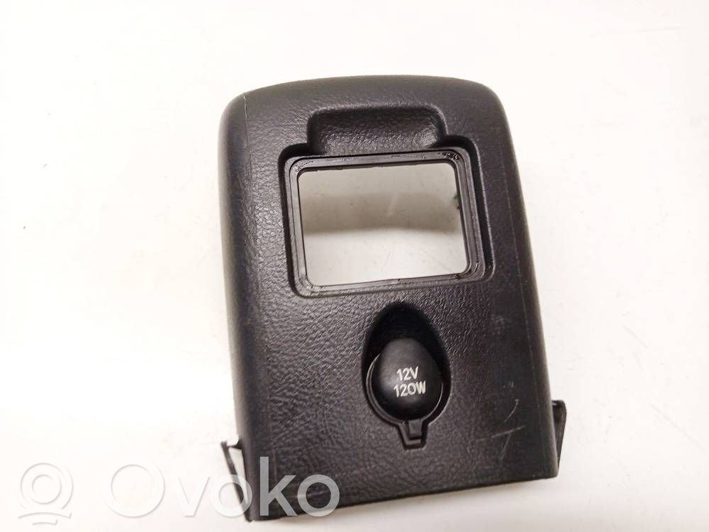 Toyota Avensis T250 Altra parte interiore 