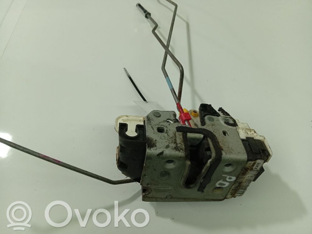 Dodge Caliber Front door lock 