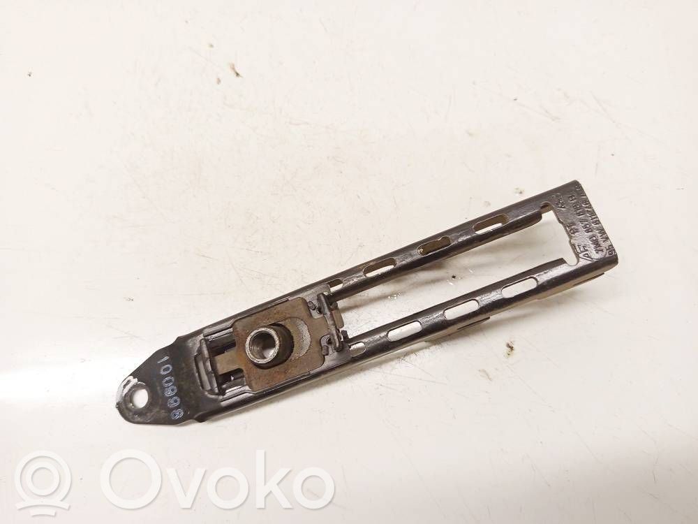 Sicherheitsgurt-Einstellschiene   7M0857819B,95VW611C46AC,7M0857819B,95VW611C46AC