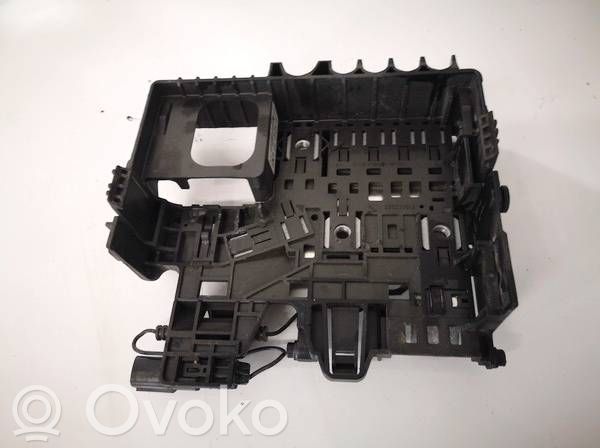 Opel Corsa E Pluskaapeli (akku) 